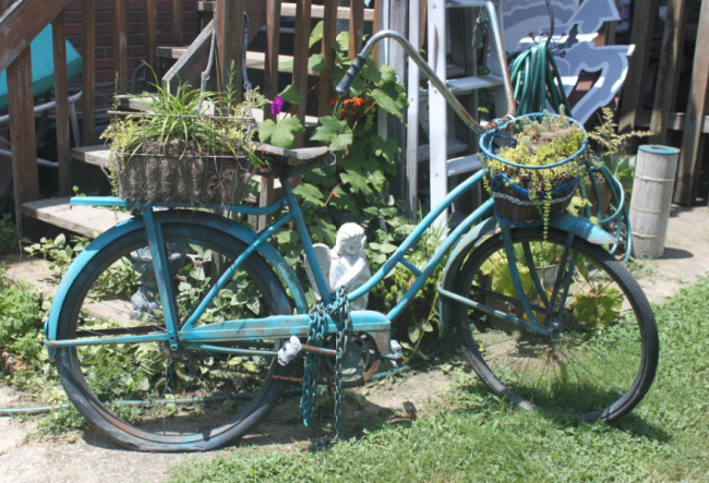 The Blue Building Antiques Shopatblu vintage bicycle makeover 
