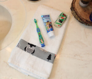 The Blue Building Antiques Shopatblu Flannel Projects How to Embellish Hand Towels crafting with flannel final
