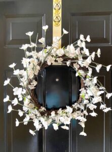 shopatblu simple door wreath