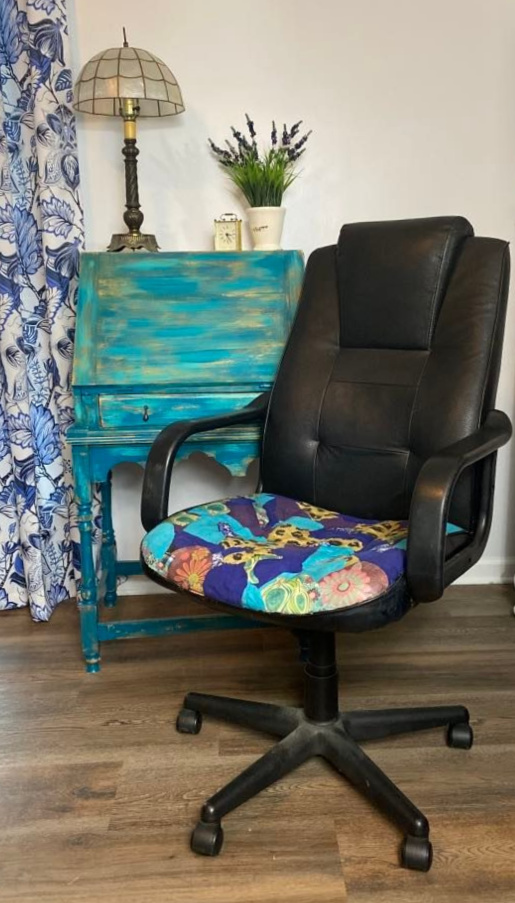 How I Painted a Chair Blue with Upholstery Paint » Dollar Store Crafts