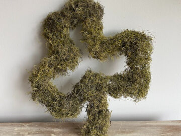 shopatblu shamrock moss wreath
