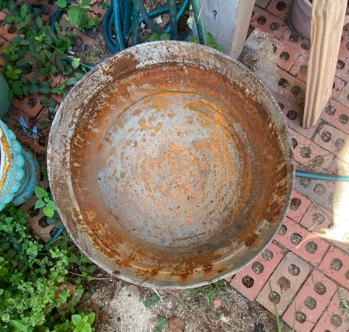 Shopatblu DIY Galvanized Tub Garden Shelves inside before