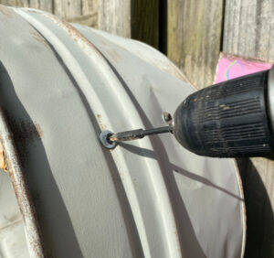 Shopatblu DIY Galvanized Tub Garden Shelves install shelves