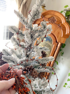 shopatblu Fall Christmas Tree berry garland