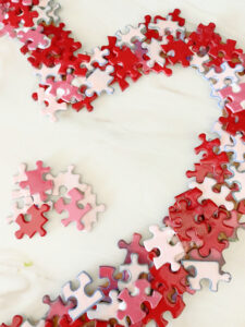 shopatblu valentines day puzzle art craft heart door hanger