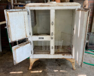 shopatblu the blue building antiques antiques ice box refresh interior