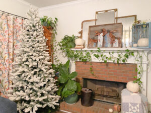 shopatblu artificial christmas tree queen flock slim and mantle
