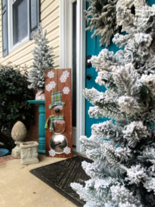 shopatblu kitchen utensil decor King of Christmas Trees