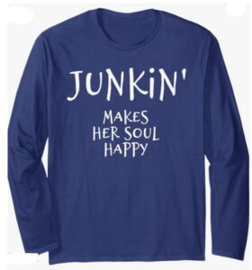 shopatblu junkin mnakes her soul happy